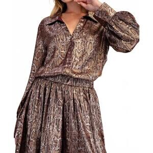 NEW GLAM vogue voltage button down in brown